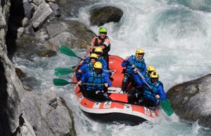 Rapides en rafting, à Briançon